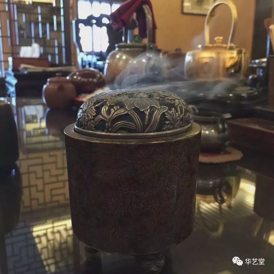 香炉.jpg 香炉.jpg